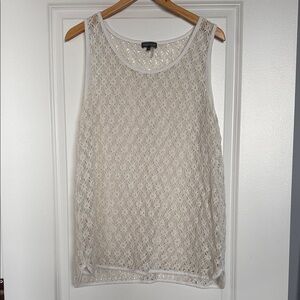 Elegant White Lace Sleeveless Top